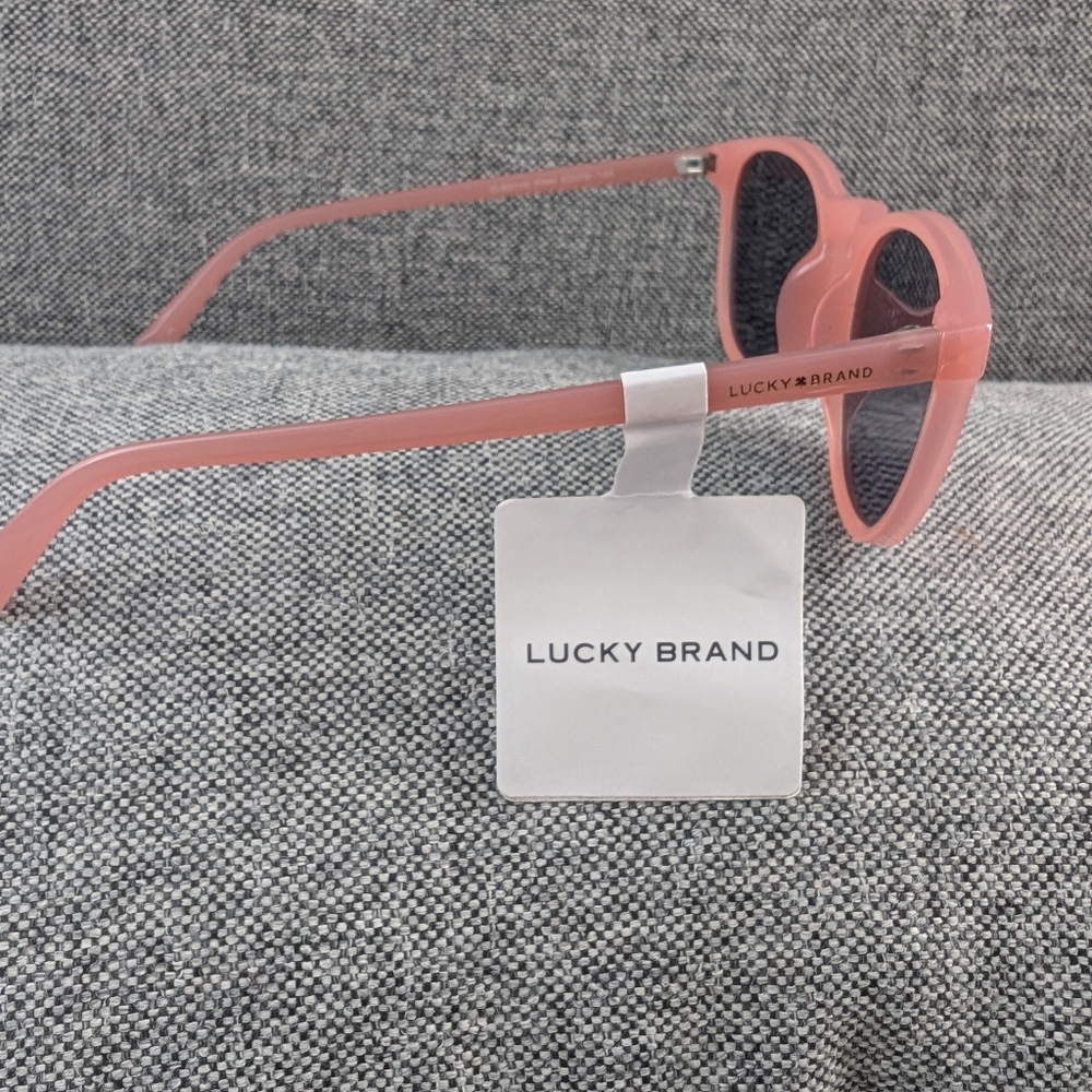 LUCKY BRAND SUNGLASSES Nwt - Picture 4 of 8